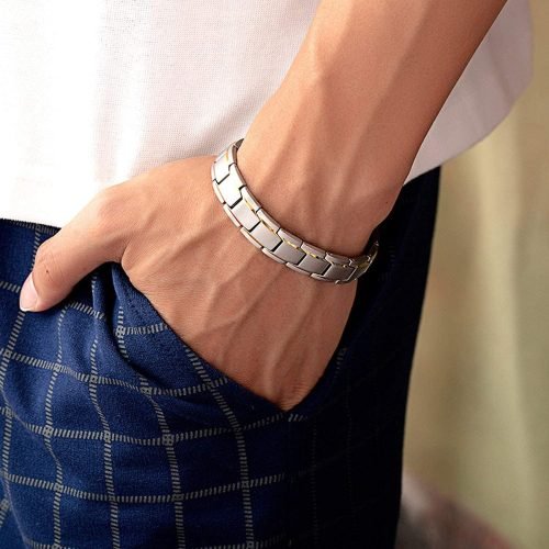 Pulsera De Magnetoterapia Plateada Con Bisel Dorado