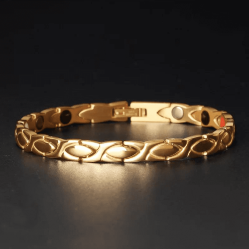 Pulsera De Magnetoterapia Dorada Delgada Pulida Con Diseño